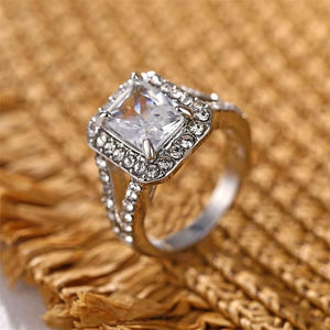 17IF Luxury Zircon Engagement Ring Female Square Geometry AAA Zircon Austria Crystal Romantic Wedding Rings For Women Party Gift